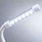 Detalle de Lámpara LED con Clip y Brazo Flexible
