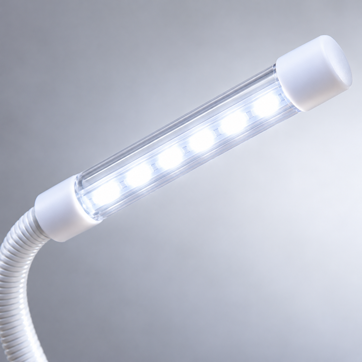 Detalle de Lámpara LED con Clip y Brazo Flexible