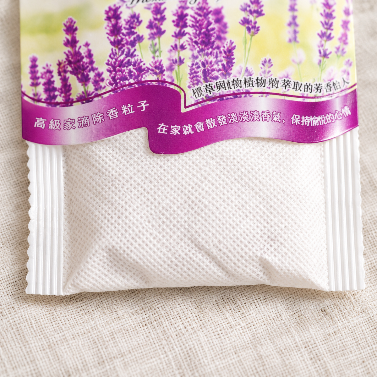 Detalle de bolsa y empaque de lavanda