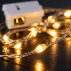 Guirnalda de alambre con 30 LED cálidos — detalle