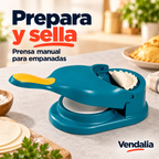 Prensa manual azul con mango amarillo para empanadas.