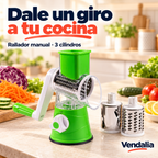 Rallador verde de manivela con tres cilindros intercambiables. Vendalia.