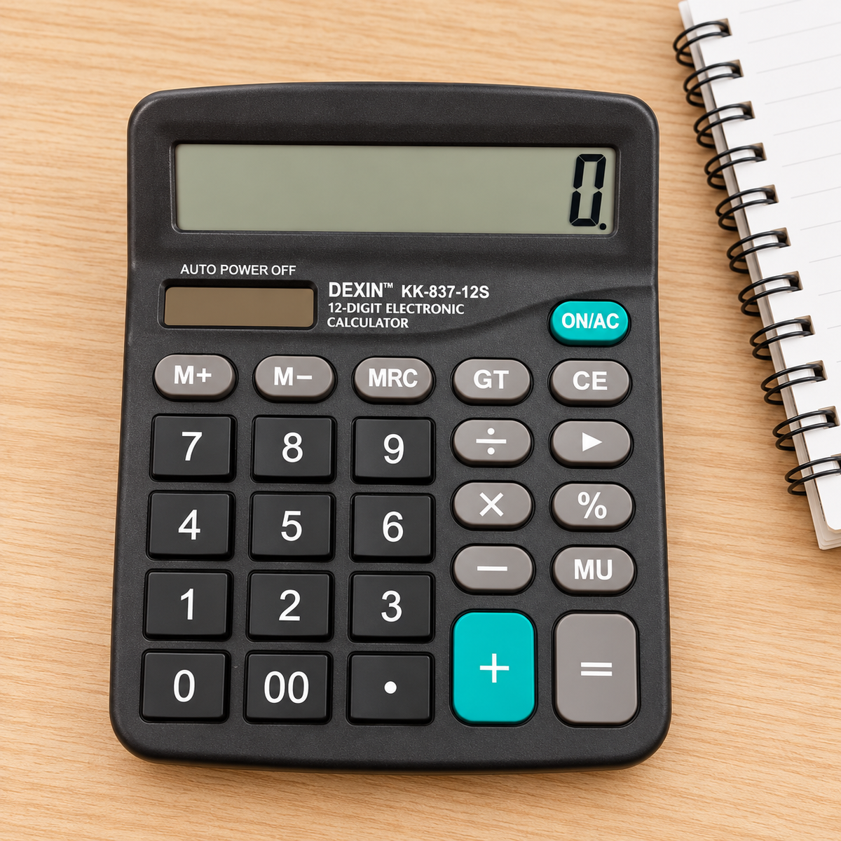 Calculadora completa sobre escritorio, vista del teclado — Vendalia