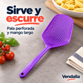 Espátula coladora morada de mango largo. Portada Vendalia.