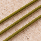 Detalle de Incienso Aromático hierba de limón en Varillas (Paq 30) · SKU 53453