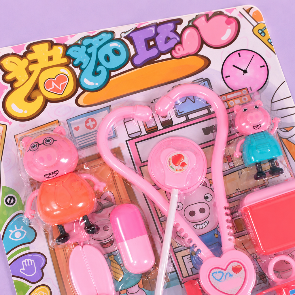 Acercamiento de las figuras y estetoscopio del juego de doctor — Vendalia