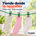 Tramo de tendedero verde con pinzas — Vendalia