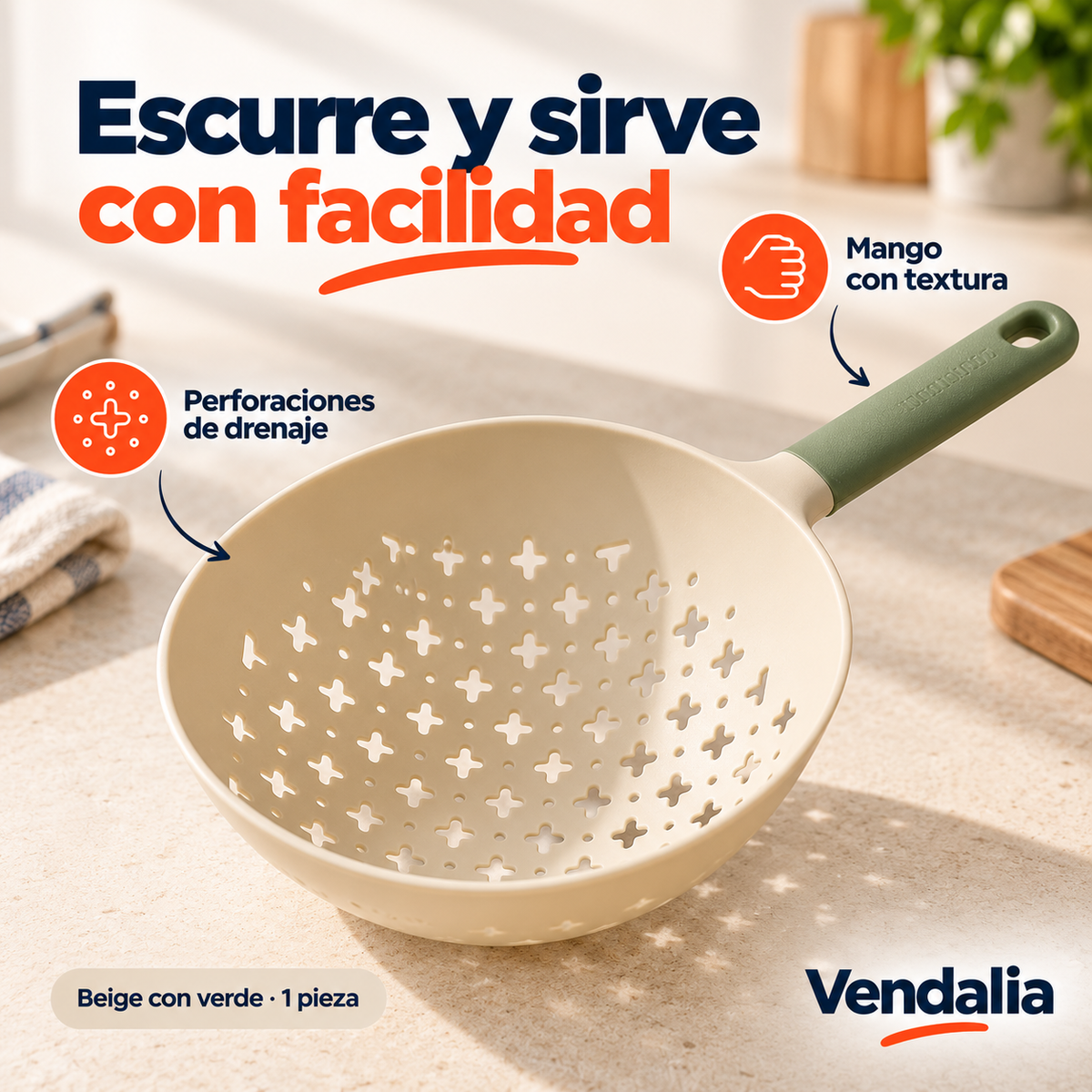 Colador beige con mango verde — presentación Vendalia