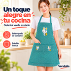 Delantal verde azulado con conejito — presentación Vendalia