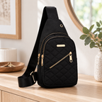 Mini Mochila Tipo Bandolera Casual para Mujer en ambiente de hogar — Vendalia