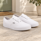 Tenis Choclo Blanco YE23101 Talla Mx 27 (Europea 44) · fotografía ambientada de Vendalia · SKU 51686