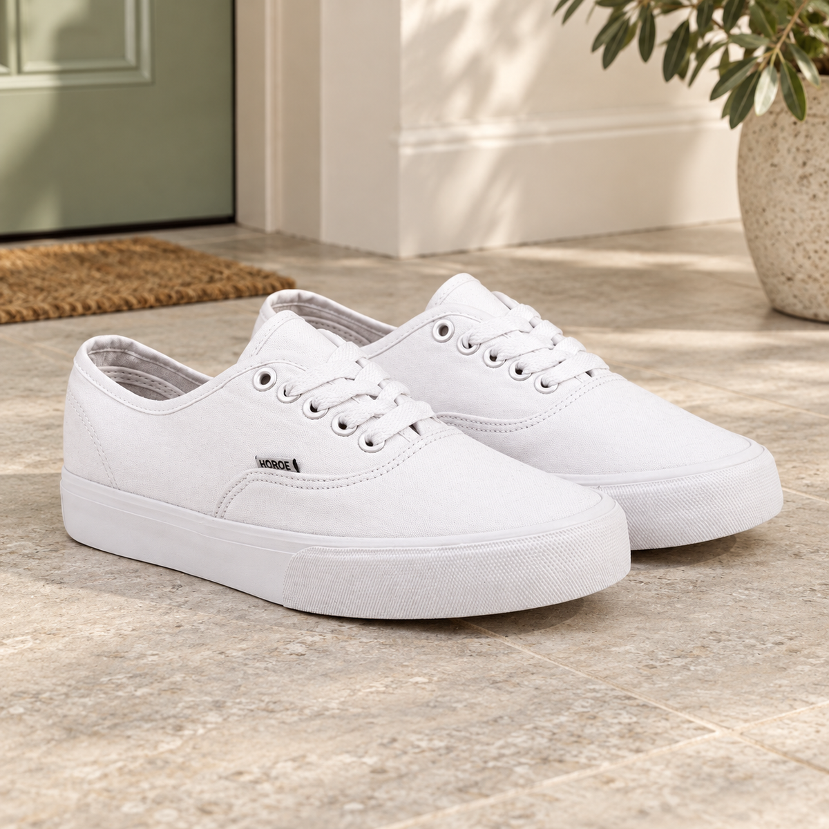 Tenis Choclo Blanco YE23101 Talla Mx 27 (Europea 44) · fotografía ambientada de Vendalia · SKU 51686