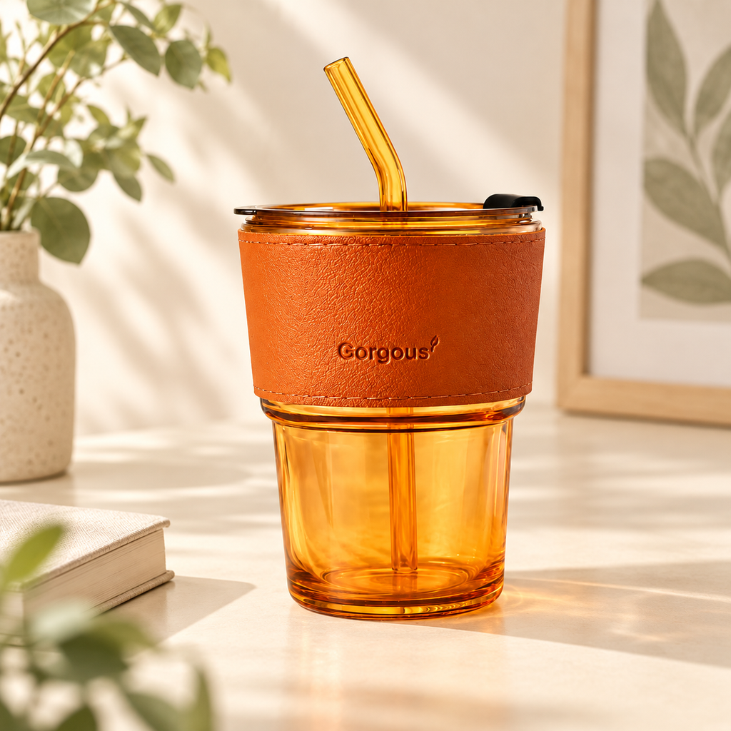 Vaso de Vidrio con Funda y Popote · fotografía ambientada de Vendalia · SKU 52831