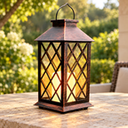 Farol Decorativo Vintage solar en ambiente de hogar — Vendalia
