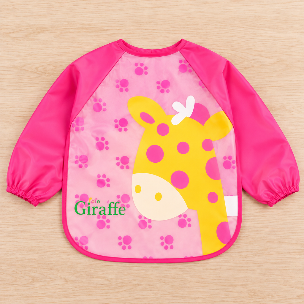 Babero Impermeable Infantil con Mangas jirafa en ambiente Vendalia