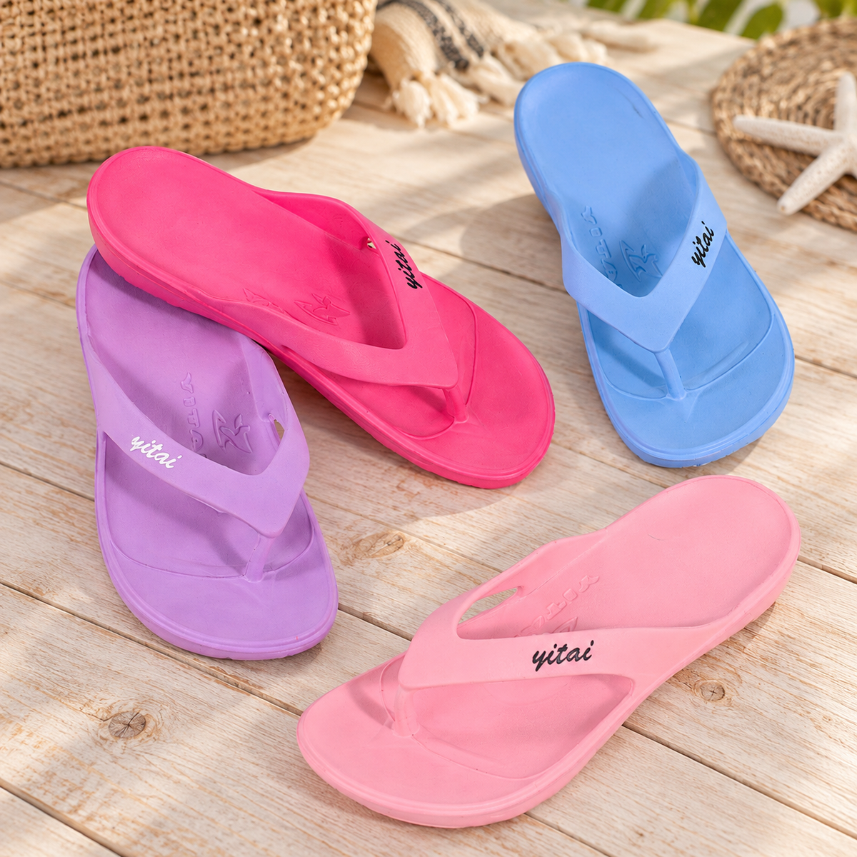 Sandalias Tipo Flip Flop para Dama, Mod 806 22/26 - YITAI · Caja de 72 pares en ambiente de hogar — Vendalia