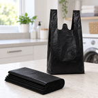 Bolsa de plástico para basura con asas 40x60 cm · Paquete de 50 piezas en ambiente Vendalia