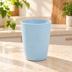 Vaso Reutilizable con Acabado Moteado Azul · fotografía ambientada de Vendalia · SKU 54152